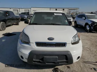 2011 Kia Soul with VIN KNDJT2A19B7299464, listed as a Copart auction lot 49000965 with Not Provided miles and Clean Title. Bid and sale history available at DreamBid. Image 5.