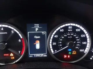 2015 Lexus NX 200t with VIN JTJYARBZ9F2003599, listed as a IAAI auction lot 41212327 with 119,137 mi miles and . Bid and sale history available at carsss.com. Image 15.