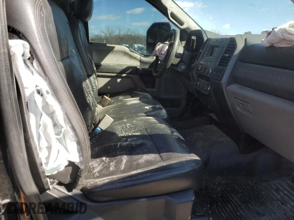 2017 Ford F-250 XL с VIN 1FTBF2A65HEF36818, выставлен на аукционе Copart как лот 47825385 с пробегом Не указан миль и Списание • Salvage title. История ставок и продаж доступна на DreamBid. Изображение 10.
