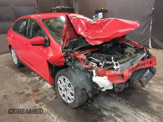 2012 Ford Focus SE with VIN 1FAHP3F20CL299541, listed as a IAAI auction lot 41948301 with 133,133 mi miles. Bid and sale history available at carsss.com. Image 1.