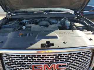 2015 GMC Yukon SLT with VIN 1GKS1BKC3FR575968, listed as a Copart auction lot 73434184 with 171,180 mi miles and Clean Title. Bid and sale history available at carsss.com. Image 12.