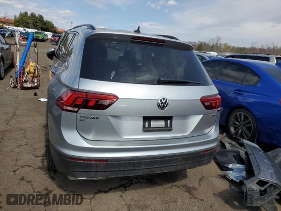 2019 Volkswagen Tiguan SE with VIN 3VV2B7AX9KM121005, listed as a Copart auction lot 50185215 with 60,192 mi miles and Salvage Title. Bid and sale history available at DreamBid. Image 6.