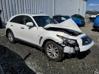 2014 Infiniti QX70 z VIN JN8CS1MU8EM450011, wystawiony jako Copart lot #47757235 z przebiegiem Nie podano mil oraz Szkoda całkowita • Salvage title. Historia ofert i sprzedaży dostępna na DreamBid. Obrazek 4.