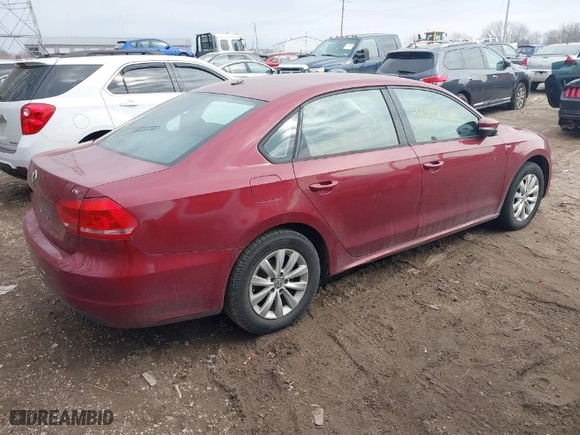 2015 Volkswagen Passat 1.8T S with VIN 1VWAT7A32FC029372, listed as a IAAI auction lot 41714513 with 173,829 mi miles. Bid and sale history available at carsss.com. Image 4.