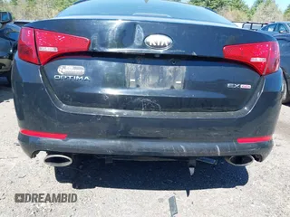 2013 Kia Optima EX with VIN 5XXGN4A77DG216998, listed as a IAAI auction lot 42102377 with 204,354 mi miles. Bid and sale history available at carsss.com. Image 6.