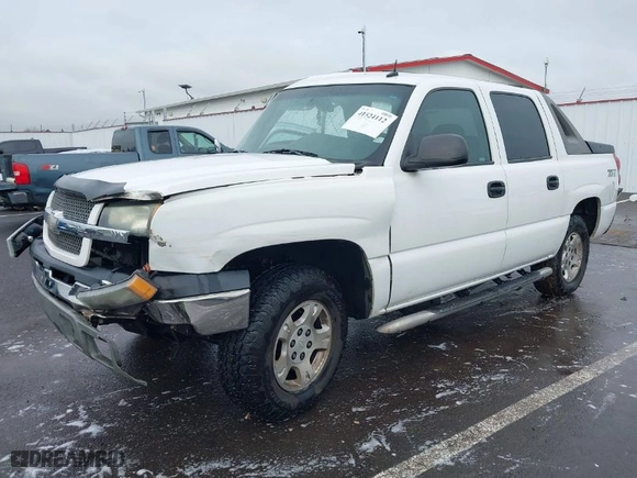 2003 Chevrolet Avalanche with VIN 3GNEK13T33G324093, listed as a IAAI auction lot 41524112 with 169,429 mi miles. Bid and sale history available at carsss.com. Image 2.