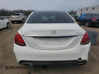 2018 Mercedes-Benz C 300 z VIN 55SWF4KB1JU239945, wystawiony jako Copart lot #54153275 z przebiegiem 100 540 mil mil oraz Szkoda całkowita • Salvage title. Historia ofert i sprzedaży dostępna na DreamBid. Obrazek 6.