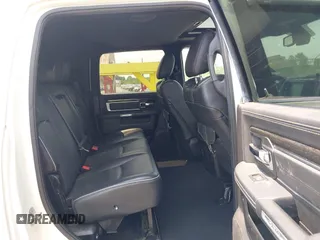 2016 Ram 2500 z VIN 3C6UR5PJ5GG332810, wystawiony jako IAAI lot #42402626 z przebiegiem 220 265 mil mil oraz . Historia ofert i sprzedaży dostępna na DreamBid. Obrazek 8.