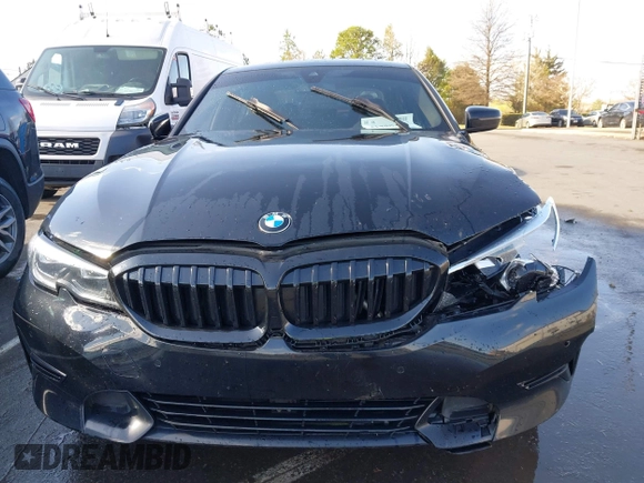 2020 BMW 3 Series 330i xDrive with VIN WBA5R7C06LFH40038, listed as a IAAI auction lot 41780401 with 100,588 mi miles. Bid and sale history available at carsss.com. Image 12.