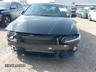 2024 Hyundai Elantra SEL with VIN KMHLM4DG3RU636204, listed as a IAAI auction lot 42755183 with 41,517 mi miles and . Bid and sale history available at DreamBid. Image 6.