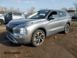 2022 Mitsubishi Outlander SE z VIN JA4J4UA81NZ026592, wystawiony jako Copart lot #52458425 z przebiegiem Nie podano mil oraz Szkoda całkowita • Salvage title. Historia ofert i sprzedaży dostępna na DreamBid. Obrazek 1.