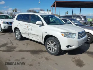 2010 Toyota Highlander Hybrid with VIN JTEBW3EH3A2043210, listed as a IAAI auction lot 41721744 with 243,246 mi miles. Bid and sale history available at carsss.com. Image 1.