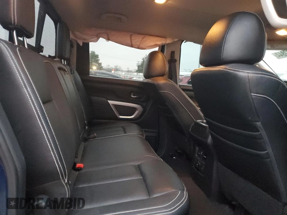 2018 Nissan Titan Pro-4X z VIN 1N6AA1E55JN505223, wystawiony jako Copart lot #85542844 z przebiegiem 113 601 mil mil oraz Szkoda całkowita • Salvage title. Historia ofert i sprzedaży dostępna na DreamBid. Obrazek 11.