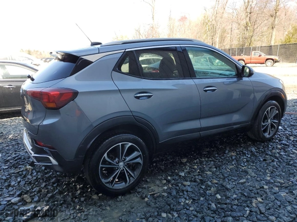 2021 Buick Encore GX Essence with VIN KL4MMFSL5MB143241, listed as a Copart auction lot 49998005 with 122,262 mi miles and Clean Title. Bid and sale history available at carsss.com. Image 3.