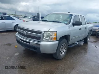 2011 Chevrolet Silverado 1500 LS with VIN 3GCPCREA9BG300694, listed as a IAAI auction lot 42101687 with 203,358 mi miles and . Bid and sale history available at DreamBid. Image 17.
