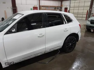 2011 Audi Q5 Premium z VIN WA1CFAFP7BA047054, wystawiony jako IAAI lot #41771362 z przebiegiem 155 066 mil mil oraz . Historia ofert i sprzedaży dostępna na DreamBid. Obrazek 6.