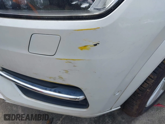 2016 Volvo XC90 T6 Inscription with VIN YV4A22PLXG1015164, listed as a IAAI auction lot 42592321 with 148,132 mi miles and . Bid and sale history available at DreamBid. Image 6.