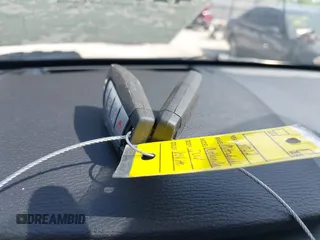 2022 Mitsubishi Outlander SEL z VIN JA4J4VA87NZ082333, wystawiony jako IAAI lot #42096610 z przebiegiem 31 813 mil mil oraz . Historia ofert i sprzedaży dostępna na DreamBid. Obrazek 11.