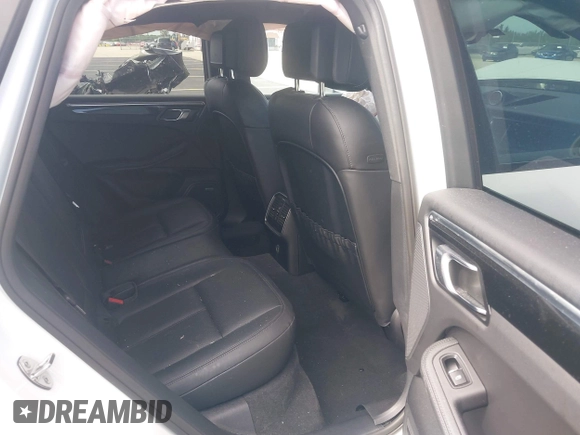 2018 Porsche Macan with VIN WP1AA2A55JLB22746, listed as a IAAI auction lot 42639417 with 28,269 mi miles and . Bid and sale history available at DreamBid. Image 8.