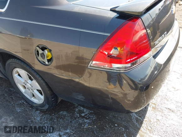 2009 Chevrolet Impala LT with VIN 2G1WT57KX91201226, listed as a IAAI auction lot 42185572 with 178,183 mi miles and . Bid and sale history available at DreamBid. Image 6.
