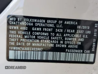 2014 Volkswagen Passat SE z VIN 1VWBN7A30EC022997, wystawiony jako Copart lot #57582285 z przebiegiem 94 920 mil mil oraz Szkoda całkowita • Salvage title. Historia ofert i sprzedaży dostępna na DreamBid. Obrazek 13.