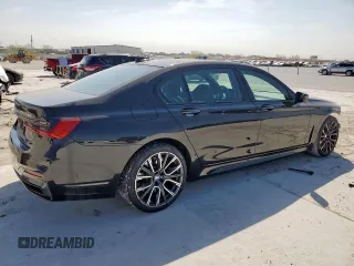 2022 BMW 7 Series 740i with VIN WBA7T2C01NCK41405, listed as a Copart auction lot 50586975 with 45,454 mi miles and Salvage Title. Bid and sale history available at carsss.com. Image 3.