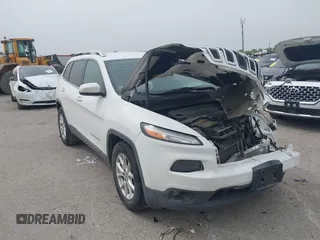 2018 Jeep Cherokee Latitude with VIN 1C4PJLCBXJD558927, listed as a IAAI auction lot 41942214 with 84,289 mi miles. Bid and sale history available at carsss.com. Image 1.