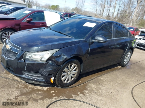2011 Chevrolet Cruze LT w/1LT with VIN 1G1PF5S94B7154865, listed as a IAAI auction lot 41688957 with 123,996 mi miles. Bid and sale history available at carsss.com. Image 17.