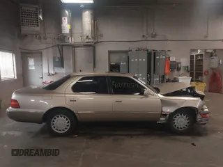 1992 Lexus LS z VIN JT8UF11E7N0140178, wystawiony jako IAAI lot #42077274 z przebiegiem 156 254 mil mil oraz . Historia ofert i sprzedaży dostępna na DreamBid. Obrazek 14.