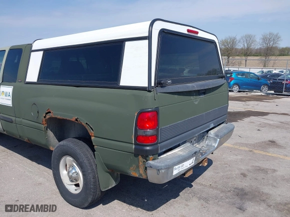 2001 Dodge Ram 1500 with VIN 1B7HF13Z41J601229, listed as a IAAI auction lot 42098873 with 178,970 mi miles. Bid and sale history available at carsss.com. Image 13.