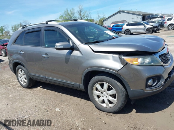 2011 Kia Sorento LX with VIN 5XYKT4A15BG175047, listed as a IAAI auction lot 42161402 with 102,509 mi miles and . Bid and sale history available at DreamBid. Image 13.