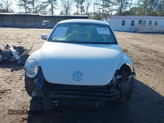 2015 Volkswagen Beetle Fleet Edition with VIN 3VWF17AT3FM602984, listed as a IAAI auction lot 41432981 with 111,000 mi miles and . Bid and sale history available at DreamBid. Image 13.
