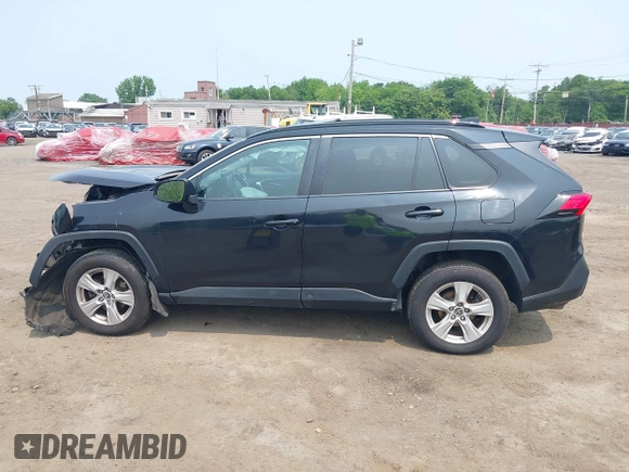 2019 Toyota RAV4 XLE z VIN 2T3P1RFV4KW033276, wystawiony jako IAAI lot #42476344 z przebiegiem 73 247 mil mil oraz . Historia ofert i sprzedaży dostępna na DreamBid. Obrazek 14.