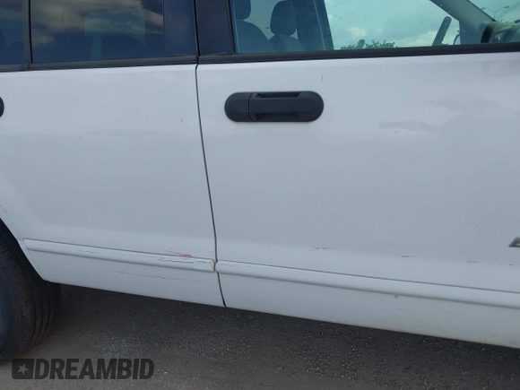 2002 Ford Explorer XLS с VIN 1FMZU62E52UC41583, выставлен на аукционе IAAI как лот 42433804 с пробегом 201 611 миль миль и . История ставок и продаж доступна на DreamBid. Изображение 12.
