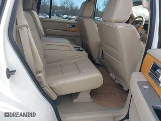 2007 Lincoln Navigator with VIN 5LMFU28547LJ04440, listed as a IAAI auction lot 41839931 with 142,822 mi miles. Bid and sale history available at carsss.com. Image 8.
