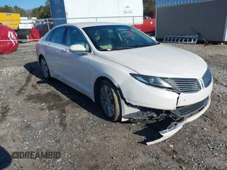 2016 Lincoln MKZ with VIN 3LN6L2G97GR627074, listed as a IAAI auction lot 41257387 with 211,724 mi miles. Bid and sale history available at carsss.com. Image 1.
