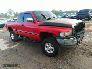 1995 Dodge Ram 1500 with VIN 3B7HF13Z4SM125732, listed as a IAAI auction lot 40798170 with 200,102 mi miles. Bid and sale history available at carsss.com. Image 1.