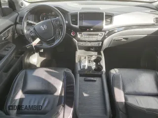 2017 Honda Pilot Touring with VIN 5FNYF6H9XHB054300, listed as a Copart auction lot 53061445 with 175,552 mi miles and Salvage Title. Bid and sale history available at DreamBid. Image 8.