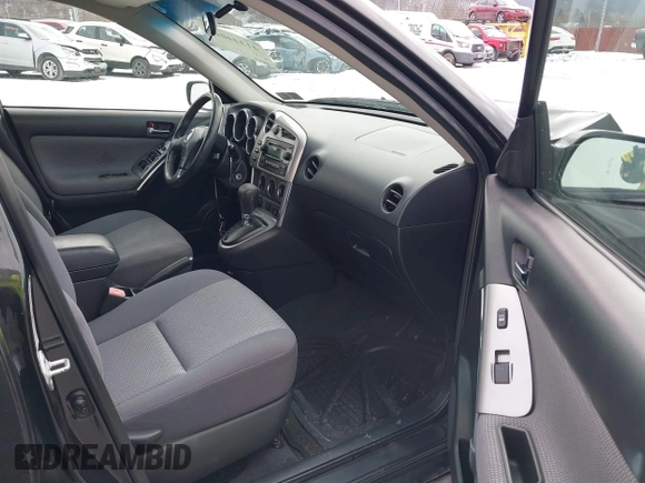2006 Toyota Matrix STD z VIN 2T1LR30E66C561804, wystawiony jako IAAI lot #41344014 z przebiegiem 198 005 mil mil oraz . Historia ofert i sprzedaży dostępna na DreamBid. Obrazek 5.
