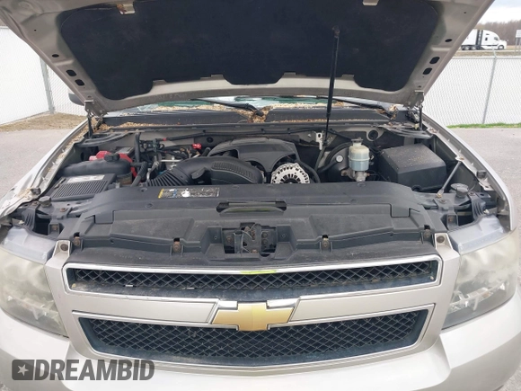 2007 Chevrolet Suburban LT с VIN 1GNFK16397J380298, выставлен на аукционе IAAI как лот 41945696 с пробегом 122 530 миль миль и . История ставок и продаж доступна на DreamBid. Изображение 10.