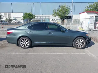 2007 Lexus LS 460 z VIN JTHBL46F375029524, wystawiony jako IAAI lot #42203614 z przebiegiem 164 405 mil mil oraz . Historia ofert i sprzedaży dostępna na DreamBid. Obrazek 13.