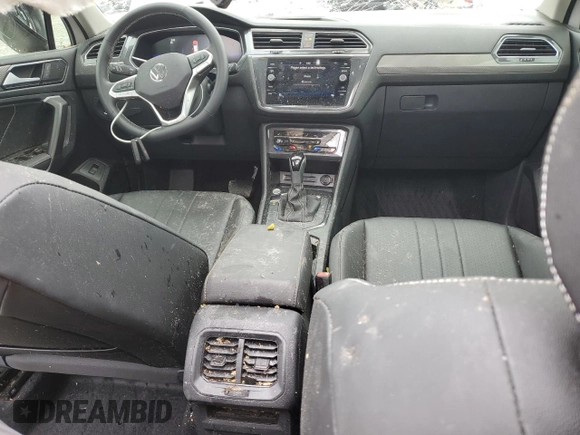 2024 Volkswagen Tiguan SE with VIN 3VVNB7AX8RM013904, listed as a Copart auction lot 46424995 with 13,477 mi miles and Salvage title. Bid and sale history available at DreamBid. Image 8.