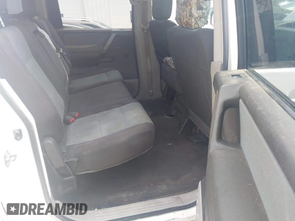 2004 Nissan Titan LE with VIN 1N6AA07B74N581334, listed as a IAAI auction lot 42265633 with 189,892 mi miles and . Bid and sale history available at DreamBid. Image 8.
