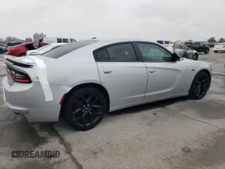 2020 Dodge Charger SXT with VIN 2C3CDXBG9LH176716, listed as a Copart auction lot 45742635 with 101,590 mi miles and Salvage Title. Bid and sale history available at DreamBid. Image 3.