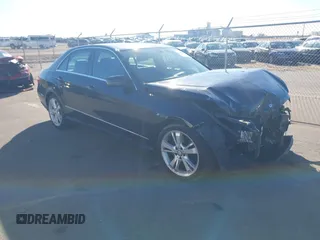 2013 Mercedes-Benz E-Class E 350 Luxury with VIN WDDHF8JB2DA742471, listed as a IAAI auction lot 41691171 with 142,228 mi miles. Bid and sale history available at carsss.com. Image 1.
