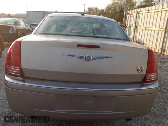 2009 Chrysler 300 with VIN 2C3KA63T59H564786, listed as a Copart auction lot 78141894 with 81,567 mi miles and Salvage Title. Bid and sale history available at carsss.com. Image 6.