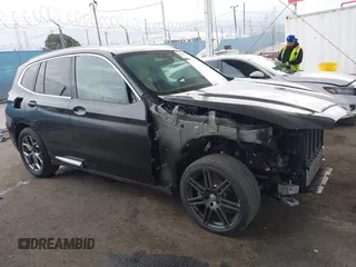 2021 BMW X3 sDrive30i z VIN 5UXTY3C01M9E48706, wystawiony jako IAAI lot #42066567 z przebiegiem 44 165 mil mil oraz . Historia ofert i sprzedaży dostępna na DreamBid. Obrazek 14.