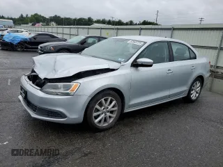 2013 Volkswagen Jetta SE z VIN 3VWDP7AJ9DM448489, wystawiony jako Copart lot #62683725 z przebiegiem 178 931 mil mil oraz Szkoda całkowita • Salvage title. Historia ofert i sprzedaży dostępna na DreamBid. Obrazek 1.