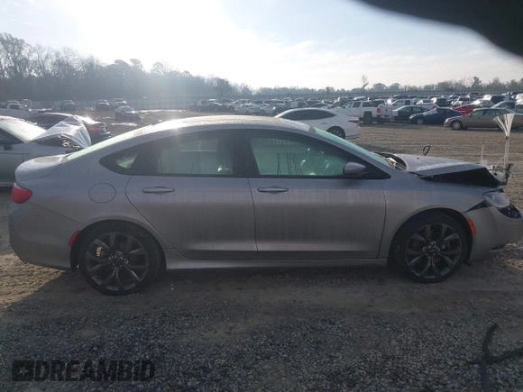 2016 Chrysler 200 S z VIN 1C3CCCBB1GN161818, wystawiony jako IAAI lot #41790359 z przebiegiem 136 416 mil mil oraz . Historia ofert i sprzedaży dostępna na DreamBid. Obrazek 13.