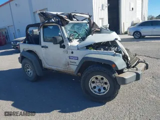 2010 Jeep Wrangler Mountain with VIN 1J4AA2D14AL173286, listed as a IAAI auction lot 41661821 with 1 mi miles. Bid and sale history available at carsss.com. Image 1.